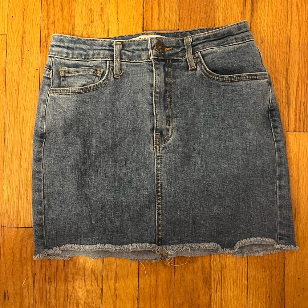 Lulus denim skirt small
